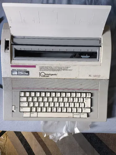 Máquina de escrever