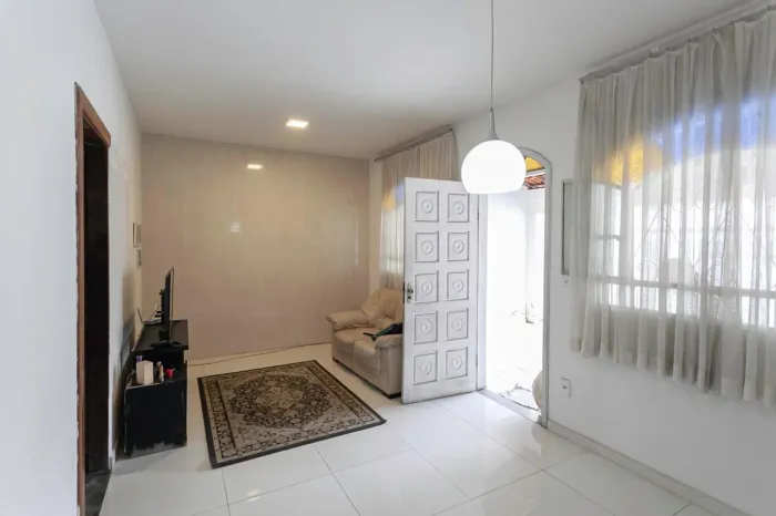 Casa à Venda - Paquetá, 3 Quartos, 190 m2