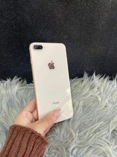 IPHONE 8 PLUS 
