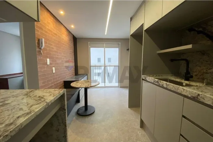 Apartamento para locação de 1 dormitório e home office - Acabamento de alto padrão | Barra