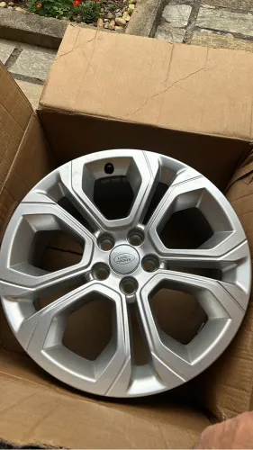 Rodas Aro 18 Land Rover Range Rover Discovery Sport novas furação 5x108mm