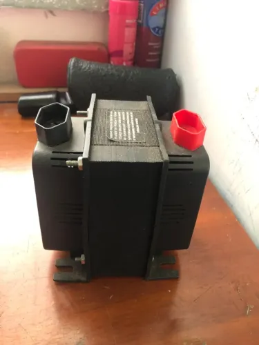 Transformador 127V/220V 1500VA