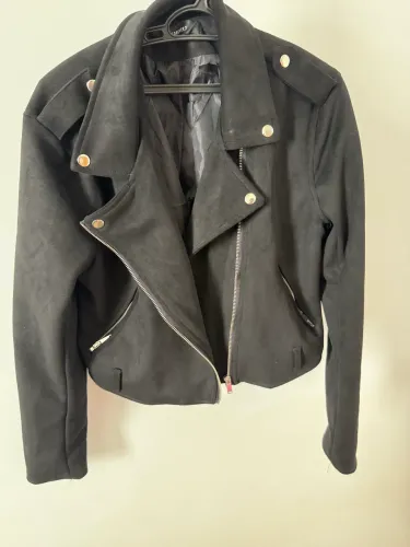Jaqueta estilo biker preta - Forever 21