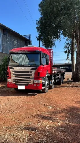 Scania P310 8x2 carroceria 2016