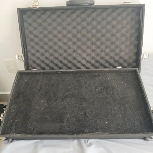 Case de pedais 60 x 33 x 12
