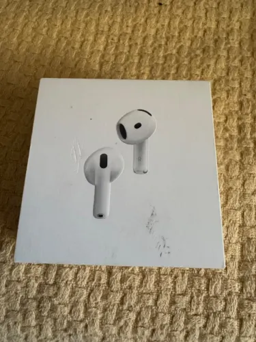Air Pods 4 -A 3059 -Com cancelamento de ruido a Garantia da Apple ate 24.11.