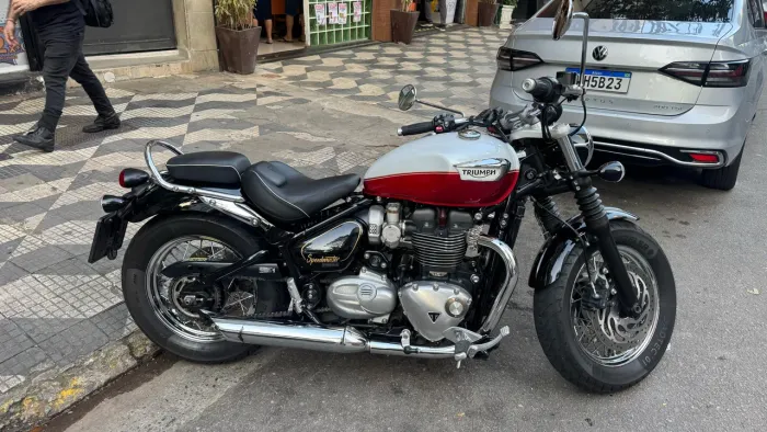 Moto Triumph Speedmaster bonneville 1.200cc 2025