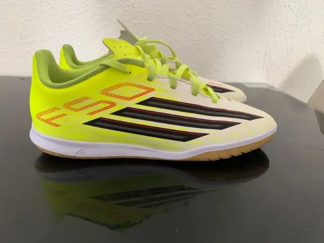 Chuteira Futsal Infantil Adidas (Original) F50 Club nº 34