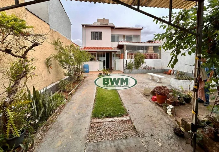 Casa com 3 dormitórios à venda, Vila Jardini - Sorocaba/SP