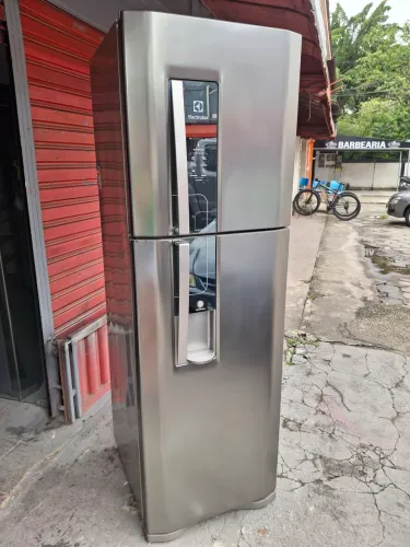 Geladeira Electrolux ENTREGO