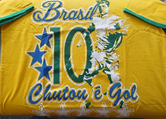 Camisa Brasil Feminina Comemorativa Chutou é Gol Tam M Amarela