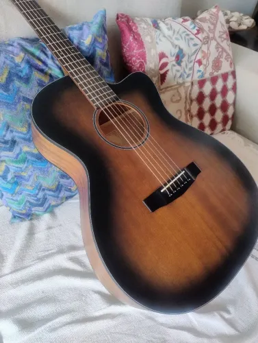 Violão Cort Core-OC todo maciço em mogno