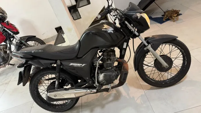 Fan 125 com motor 150cc