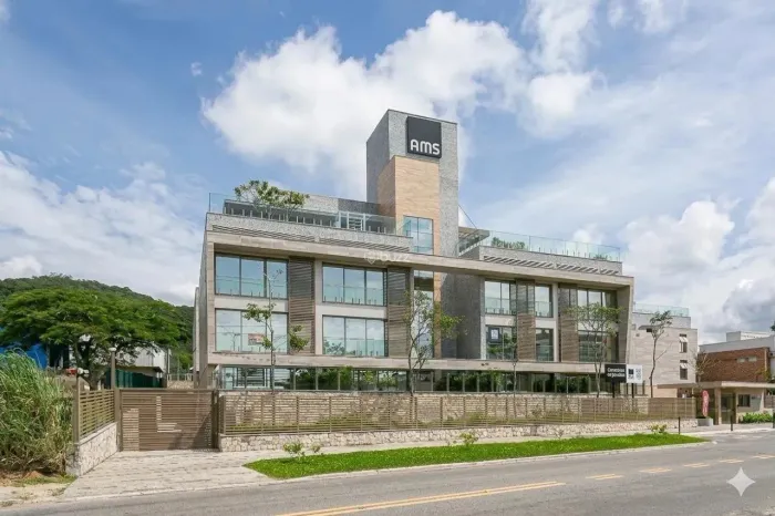Apartamento duplex para Locação | Campeche - Florianópolis/SC