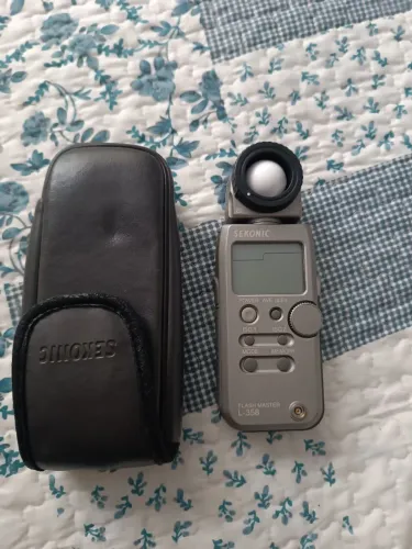 VENDO. FOTOMETRO. SEKONIC L358 NOVO