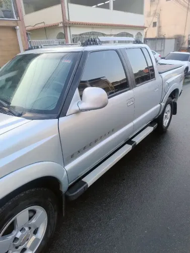 Chevrolet S10 Pick-up Exec. 2.8 4X4 CD TB Int.dies 2010