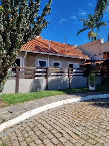 CASA EM CONDOMÍNIO A VENDA NO RESIDENCIAL PARQUE IMPERADOR- CAMPINAS-SP.