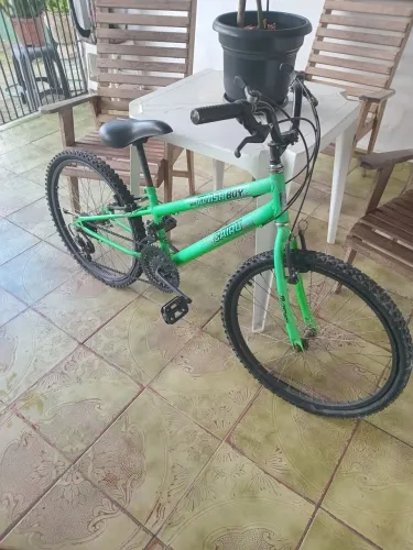 Bicicleta barata.
