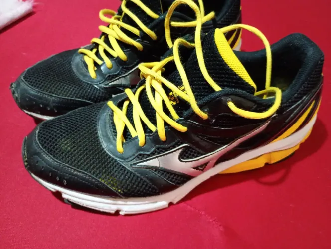 Mizuno wave original tamanho 42 (Usado) com avarias
