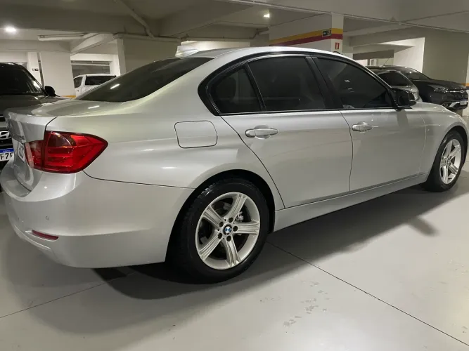 BMW 320I A 2.0 Turbo/activeflex 16V 184cv 4P 2014