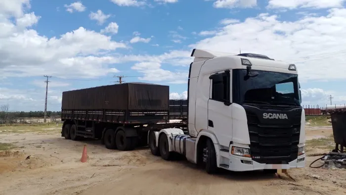 SCANIA R450 6x2 - Com Retarder