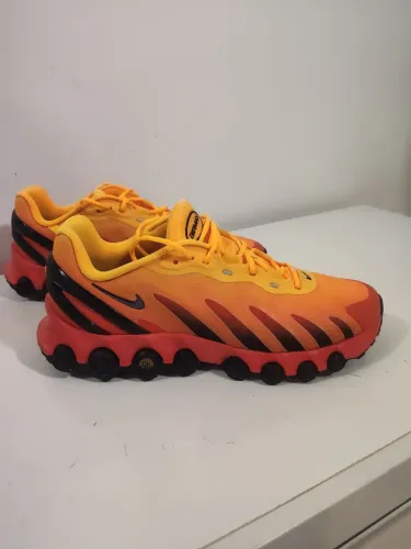 Tênis Nike Air Max DN T43