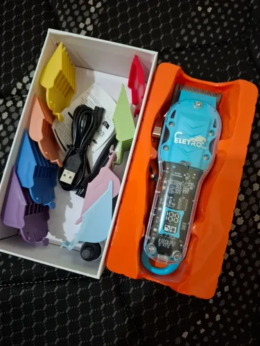 Máquina de cortar cabelo Profissional 