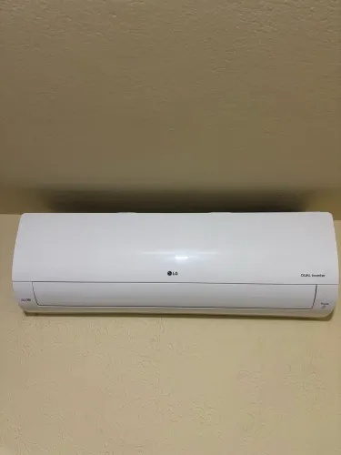 Ar-Condicionado LG Dual Inverter 18.000 BTUs (Quente e Frio)