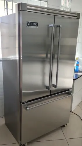 Geladeira Viking french door