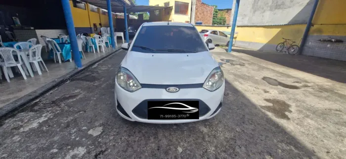 Ford Fiesta SE 1.6 8V Flex 5P 2014