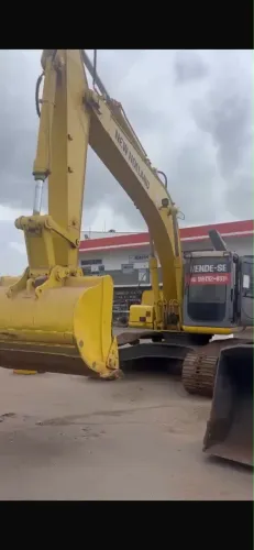 ESCAVADEIRA