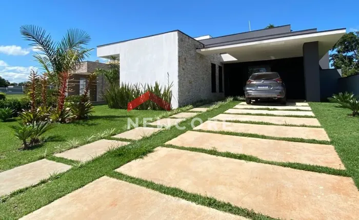 Lote em Pardinho - Centro - Pardinho/SP