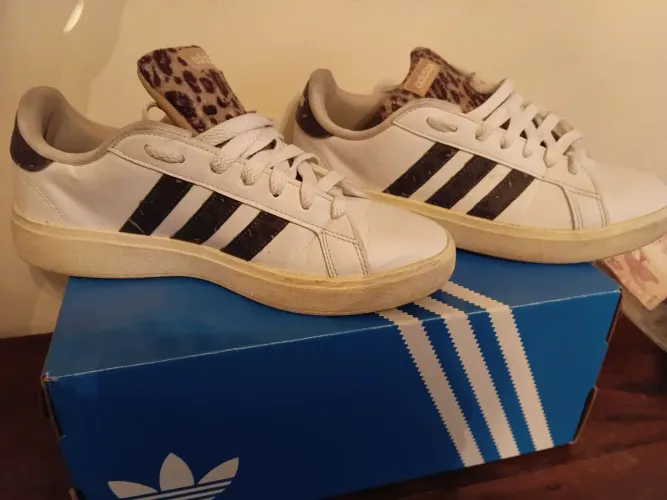 Tenis adidas Grand Court Base 2.0 Feminino - negócio o preço
