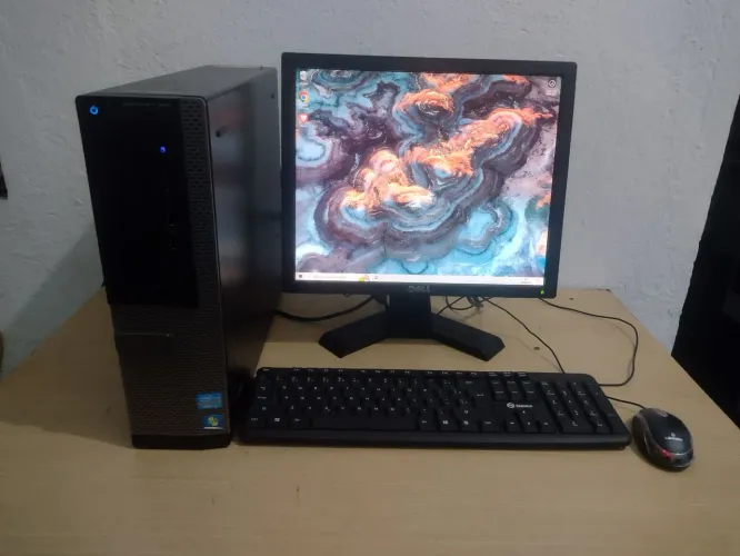 Computador DELL Core i3 Completo