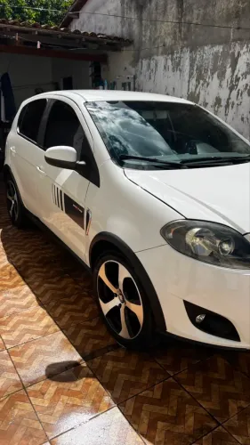 Fiat Palio Sporting 1.6 Flex 16V 5P 2014