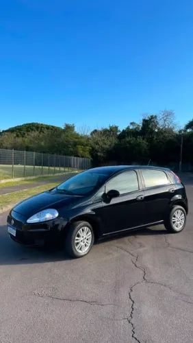 Fiat Punto Attractive 1.4 Fire Flex 8V 5P 2011