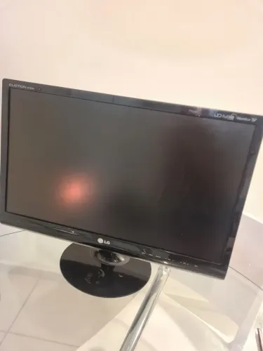 Monitor/TV LG M2380A-PM - 23" + Conversor Digital Novo