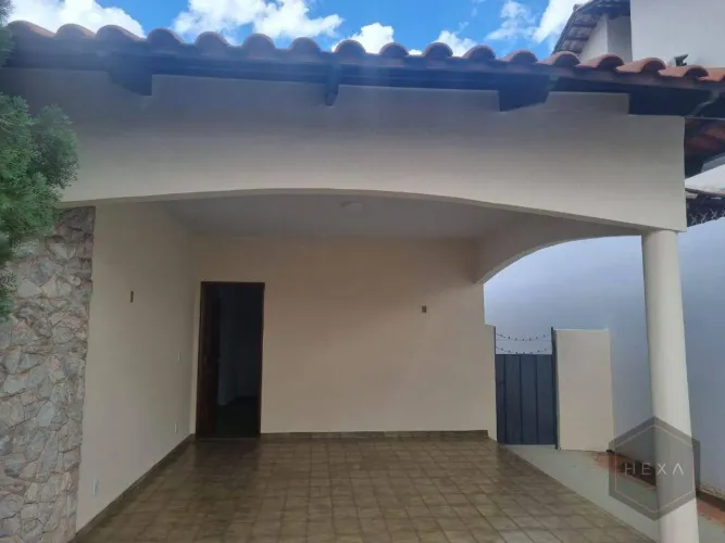 Casa à venda no Celina Park em Goiânia