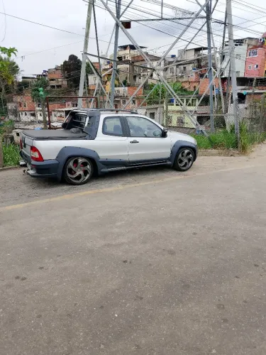 Fiat Strada Adventure1.8/ 1.8 Locker Flex CD 2012