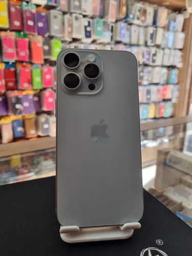IPhone 15 Pro Max Cinza Titânio 256gb 