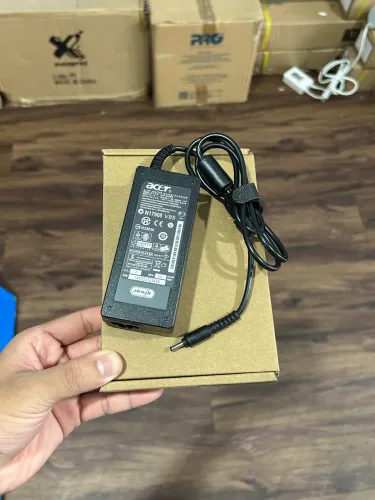 Fonte de Notebook Acer Aspire ( Ponta Fina )