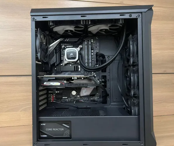 PC GAMER Com Componentes Premium (I9 9900KF + RTX 2060 + 32GB RAM)