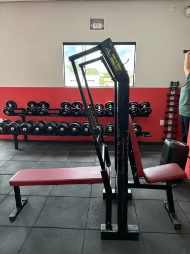Máquinas de musculação - academia