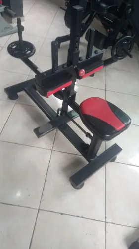 Banco de panturilha biomecânica perfeita