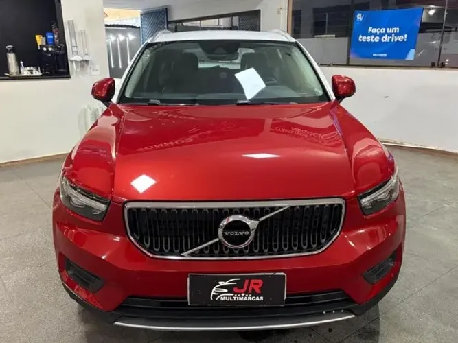 Volvo XC40 T-5 Momentum 2.0 252cv AWD 2019
