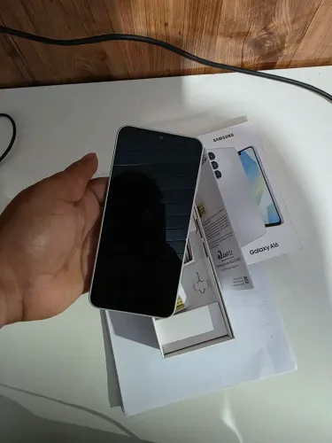 Celular a16 - 600