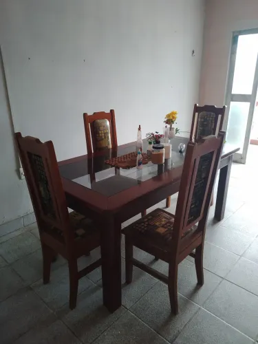 Mesa jantar c/ vidro 4 cadeiras