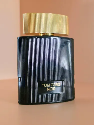Perfume Tom Ford Noir pour Femme 100ml