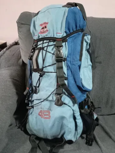 Mochila trilhas e rumos 48L azul claro trekking montanha viagem escalada acampamento