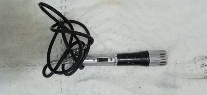 2 microfones importados Aiwa anos 70 em perfeito estado 